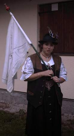 Schneiderfahnentraegerin Julia